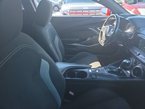 Used 2016 Chevrolet Camaro LT RWD image 12