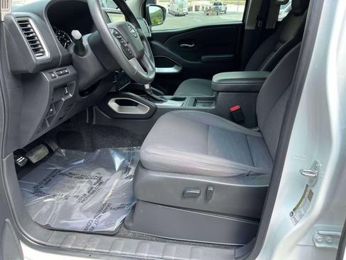Used 2023 Nissan Frontier SV w/ Technology Package AWD/4WD image 27