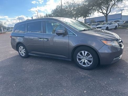 Used 2016 Honda Odyssey SE image 4