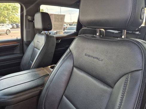 Used 2023 GMC Sierra 1500 Denali w/ Denali Reserve Package AWD/4WD image 18