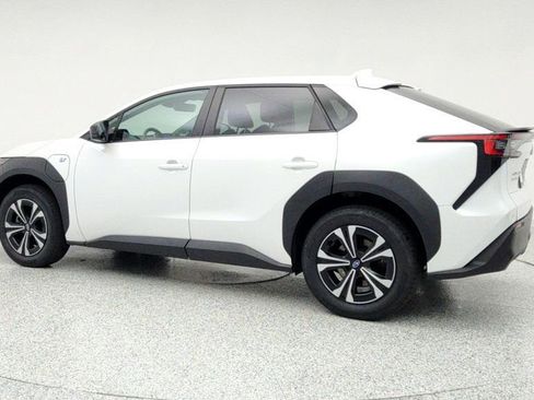 Used 2023 Subaru Solterra AWD image 7