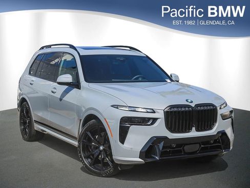 Certified 2024 BMW X7 xDrive40i w/ M Sport Package AWD/4WD image 1