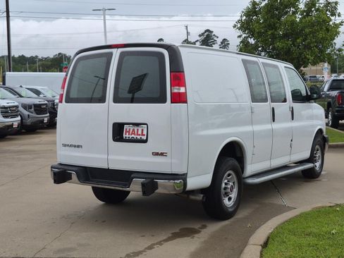 Used 2024 GMC Savana 2500 w/ Driver Convenience Package RWD image 5