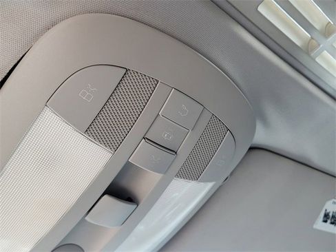 Used 2011 Mercedes-Benz ML 350 2WD image 20