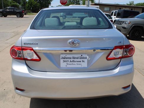 Used 2011 Toyota Corolla LE FWD image 4