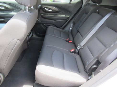 Certified 2024 GMC Terrain SLE image 27