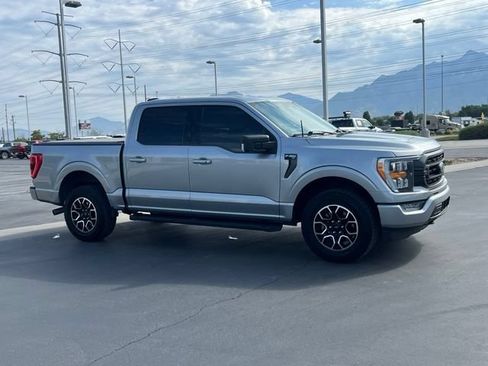 Used 2022 Ford F150 XLT w/ Equipment Group 302A High AWD/4WD image 9