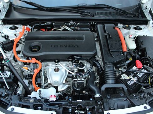 Certified 2025 Honda Civic Sport Touring image 28