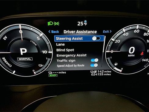 Used 2024 Mitsubishi Outlander SE image 36