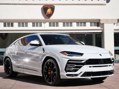 Used 2022 Lamborghini Urus