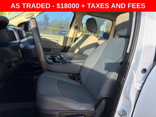 Used 2019 RAM 1500 Classic SLT RWD image 14
