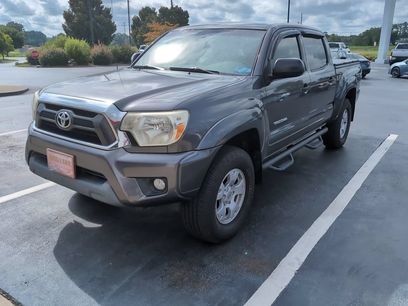Used 2015 Toyota Tacoma 4x4 Double Cab w/ TRD Off-Road Package