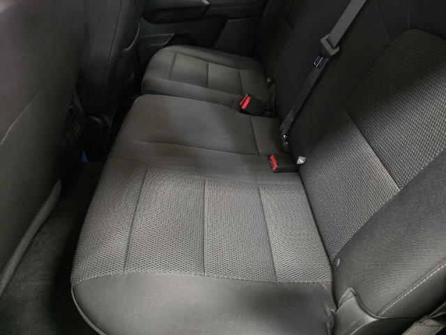 Used 2024 Chevrolet Colorado LT w/ LT Convenience Package II RWD image 31