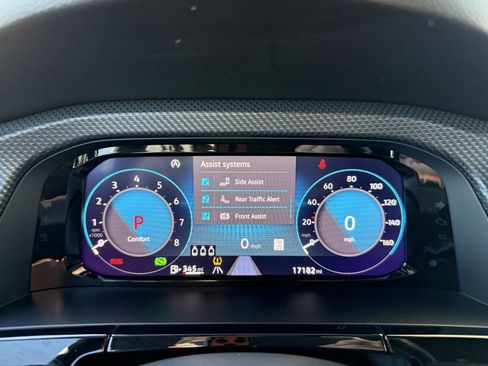 Used 2024 Volkswagen Atlas Cross Sport SEL R-Line w/ Adventure Package image 18