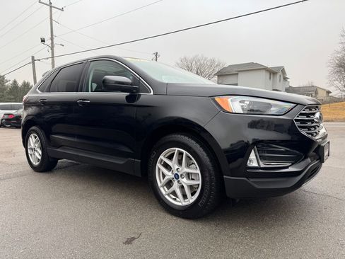 Used 2022 Ford Edge SEL w/ Convenience Package image 3