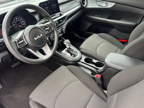 Certified 2023 Kia Forte LXS w/ LXS Technology Package image 11