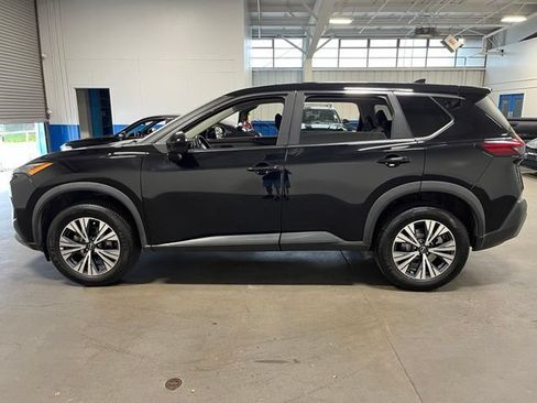 Used 2023 Nissan Rogue SV AWD/4WD image 6