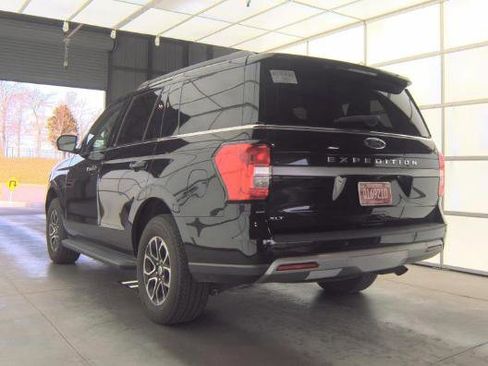 Used 2024 Ford Expedition XLT image 4