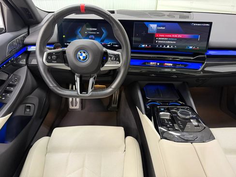 Used 2024 BMW i5 M60 w/ Premium Package AWD/4WD image 19