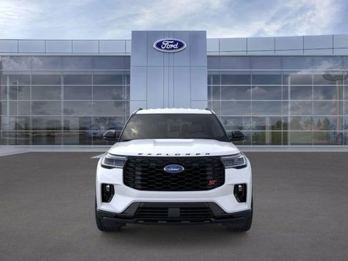 New 2025 Ford Explorer ST image 6