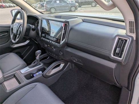 New 2026 Nissan Frontier SV w/ SV Convenience Package image 34
