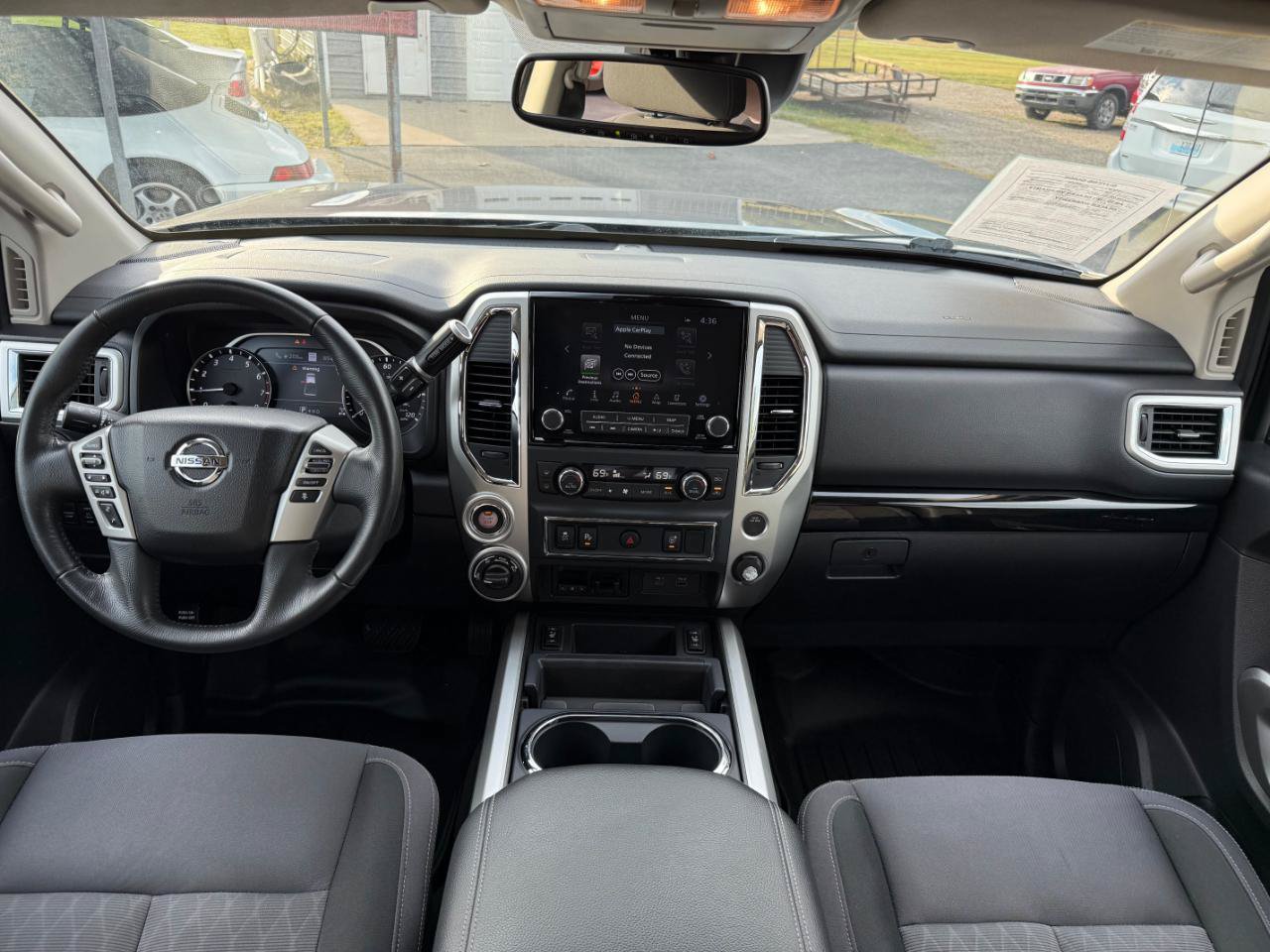 Used 2020 Nissan Titan SV w/ SV Convenience Package AWD/4WD image 31