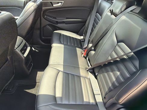 Used 2022 Ford Edge SEL w/ Convenience Package AWD/4WD image 19