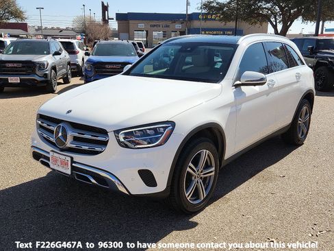 Used 2022 Mercedes-Benz GLC 300 image 1