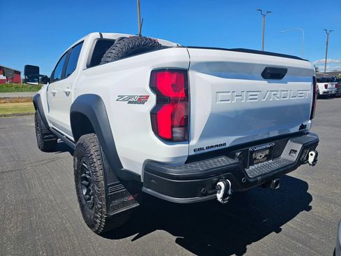 Used 2024 Chevrolet Colorado ZR2 w/ ZR2 Bison Edition AWD/4WD image 5