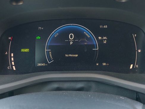 Used 2025 Toyota Camry LE image 14