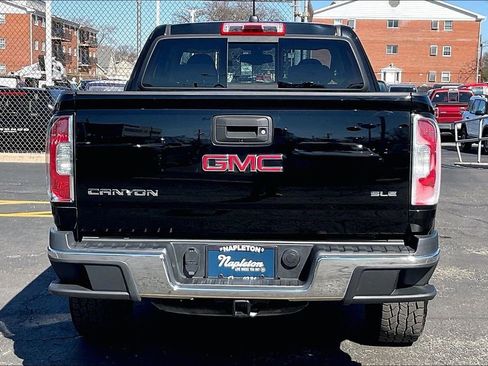 Used 2017 GMC Canyon SLE w/ SLE Convenience Package image 3