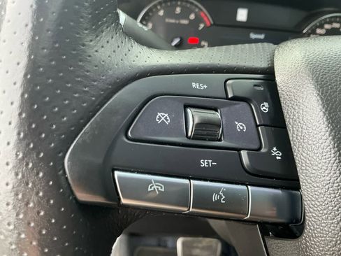 Used 2021 Cadillac XT4 Sport image 21