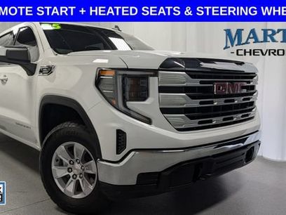 Used 2025 GMC Sierra 1500 SLE
