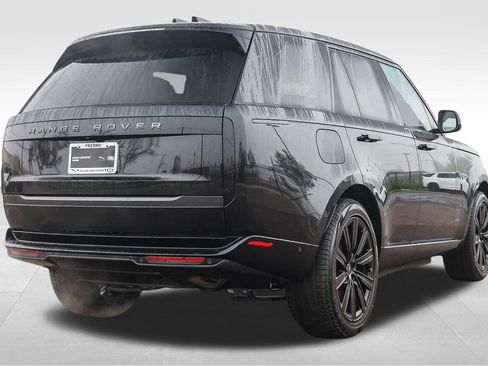 New 2025 Land Rover Range Rover SE image 5