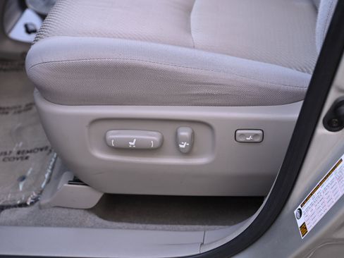 Used 2006 Toyota Highlander Sport FWD image 15