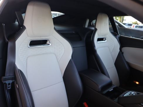 Used 2023 Jaguar F-TYPE R AWD/4WD image 34