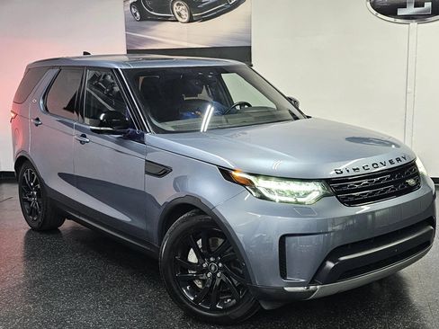 Used 2018 Land Rover Discovery HSE AWD/4WD image 2
