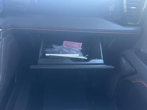 Used 2025 GMC Sierra 2500 AT4 image 29