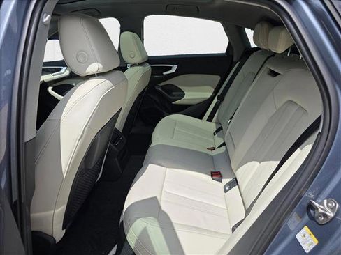 New 2025 Audi A5 2.0T Premium w/ Convenience Package AWD/4WD image 17