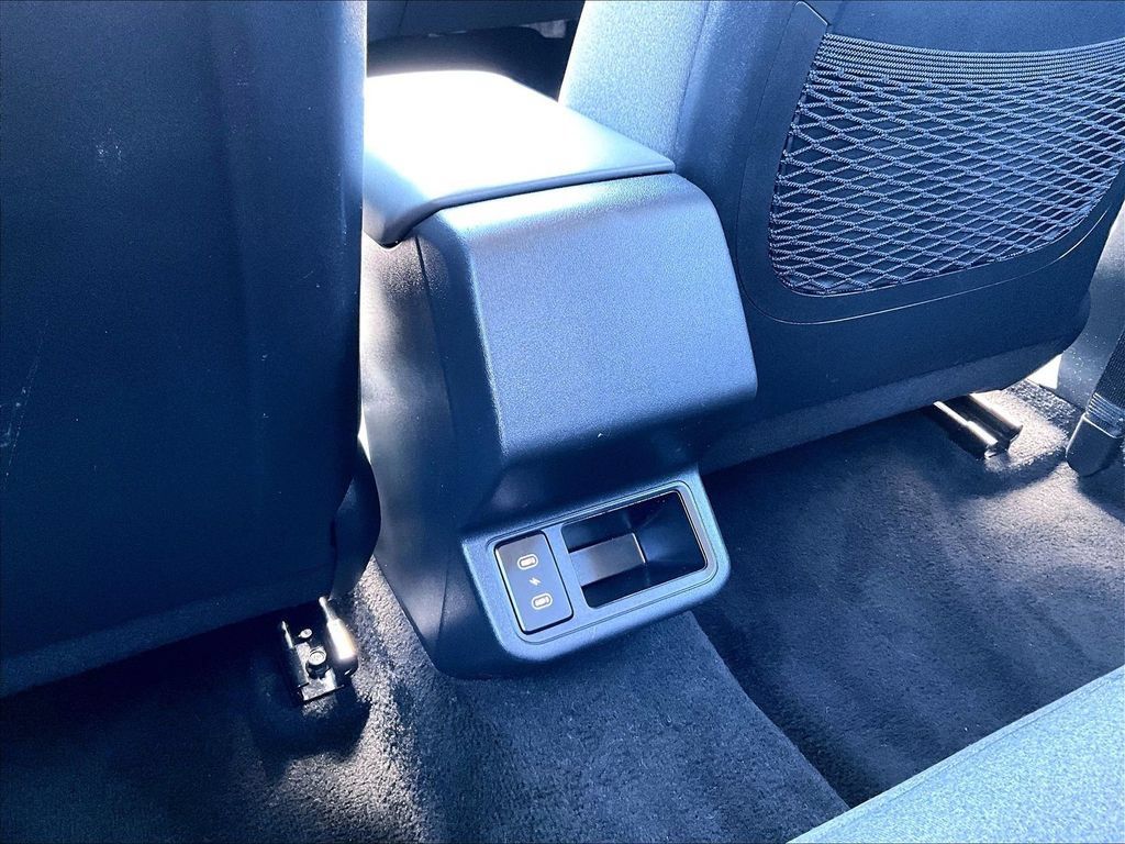 Used 2025 Kia K4 EX FWD image 34