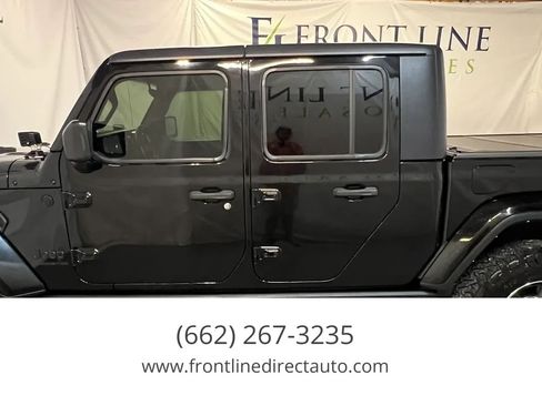 Used 2021 Jeep Gladiator Sport AWD/4WD image 4