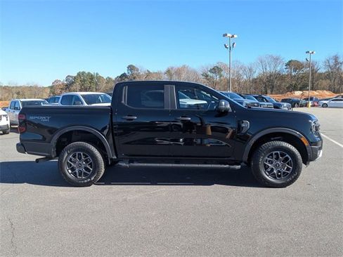 Used 2024 Ford Ranger XLT image 2