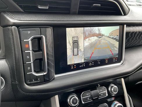 Used 2023 GMC Yukon Denali w/ Denali Reserve Package image 14