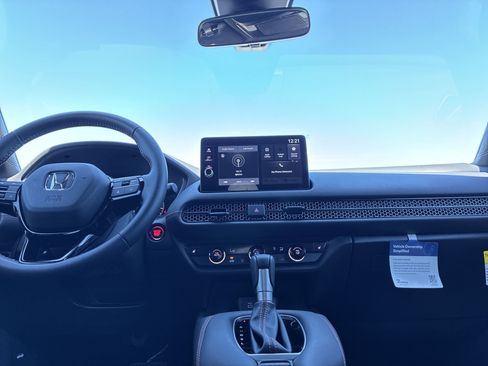Certified 2026 Honda HR-V Sport image 28
