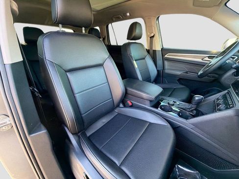 Used 2022 Volkswagen Atlas SEL AWD/4WD image 17