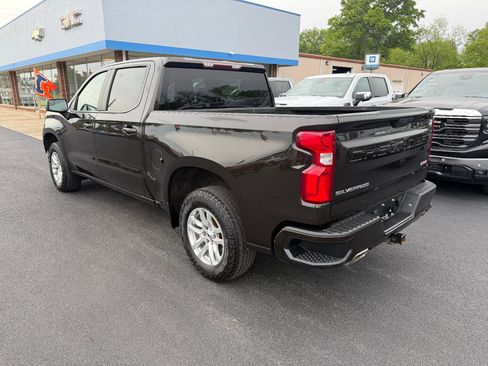 Used 2020 Chevrolet Silverado 1500 RST AWD/4WD image 3