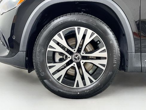 New 2025 Mercedes-Benz GLA 250 4MATIC image 29