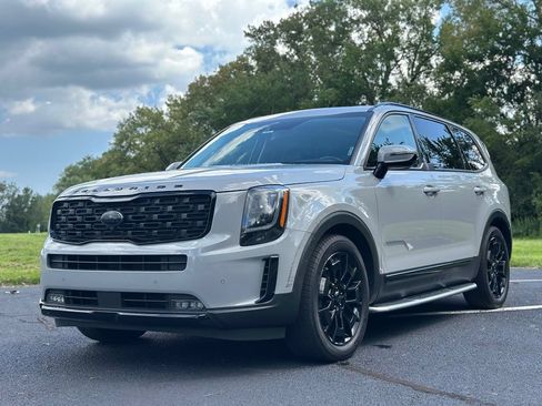 Used 2021 Kia Telluride SX w/ SX Prestige Package AWD/4WD image 3