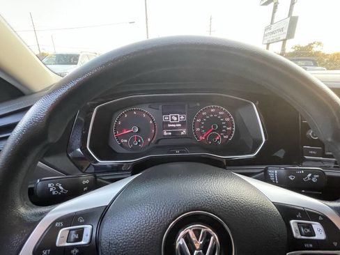 Used 2020 Volkswagen Jetta S w/ Driver Assistance Package image 19