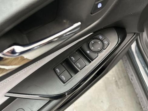 New 2026 Chevrolet Trax LT w/ Driver Confidence Package image 16